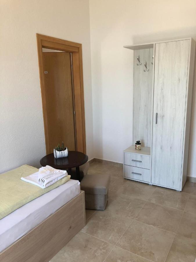 Pansion Asim Bed & Breakfast Jablanica Bagian luar foto