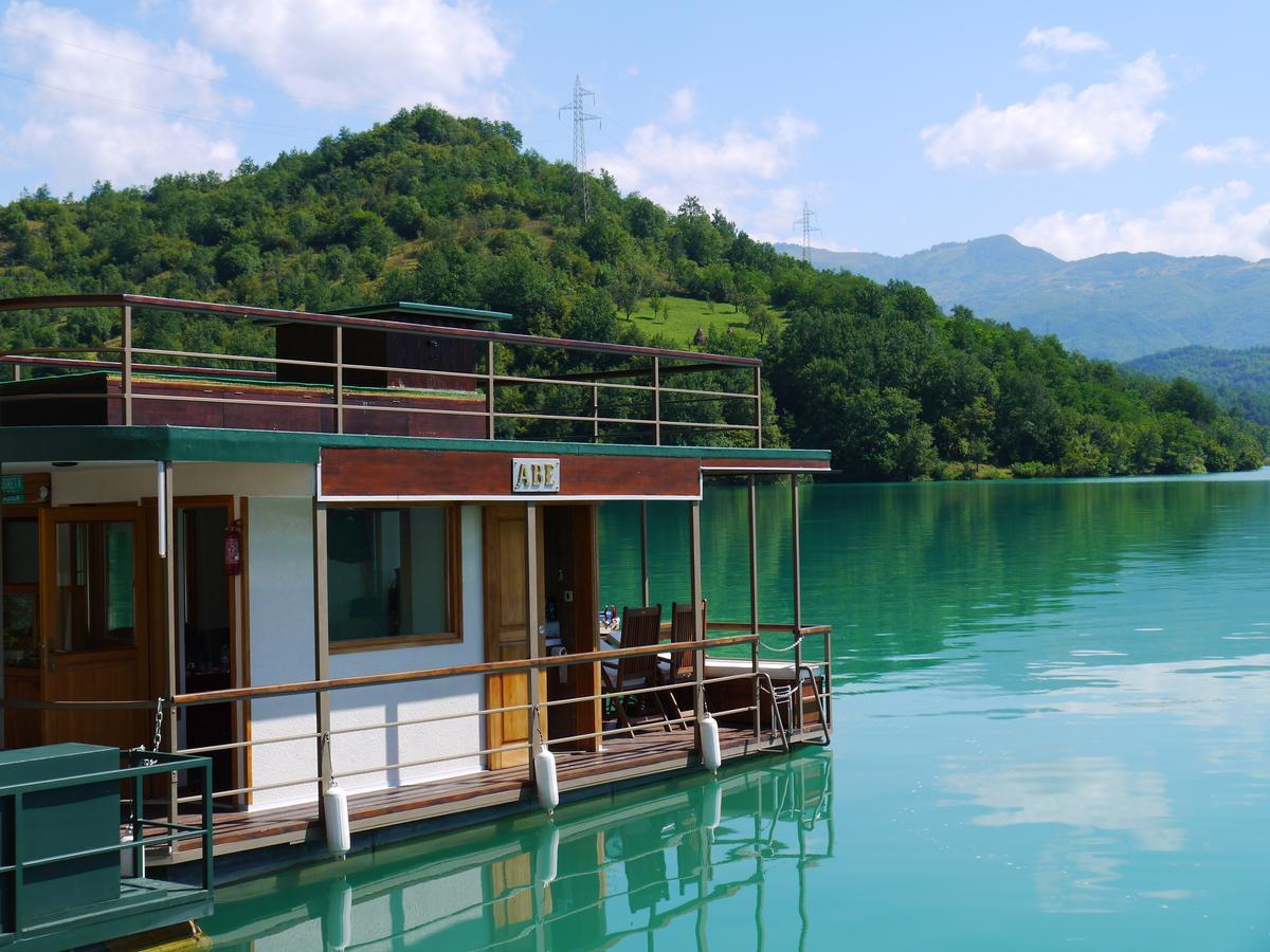 Pansion Asim Bed & Breakfast Jablanica Bagian luar foto