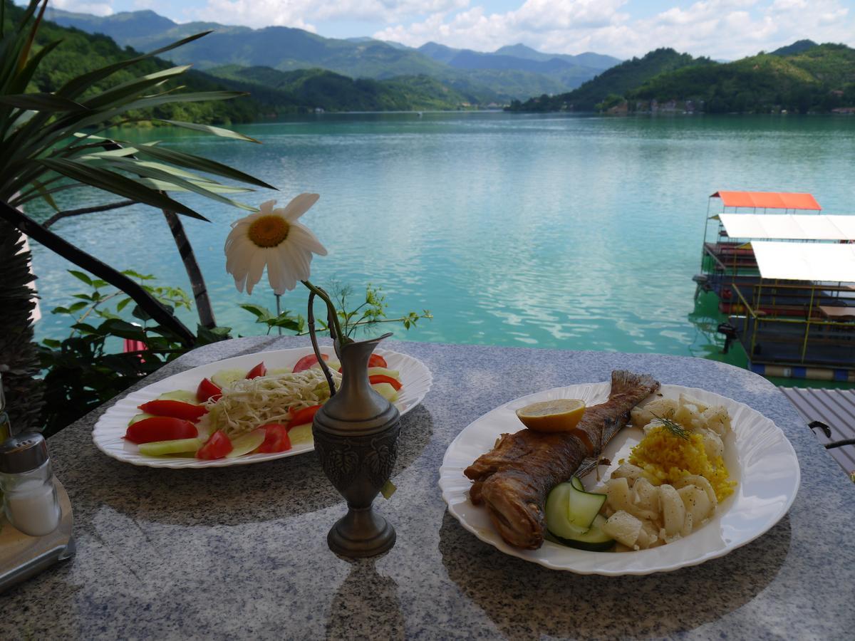 Pansion Asim Bed & Breakfast Jablanica Bagian luar foto