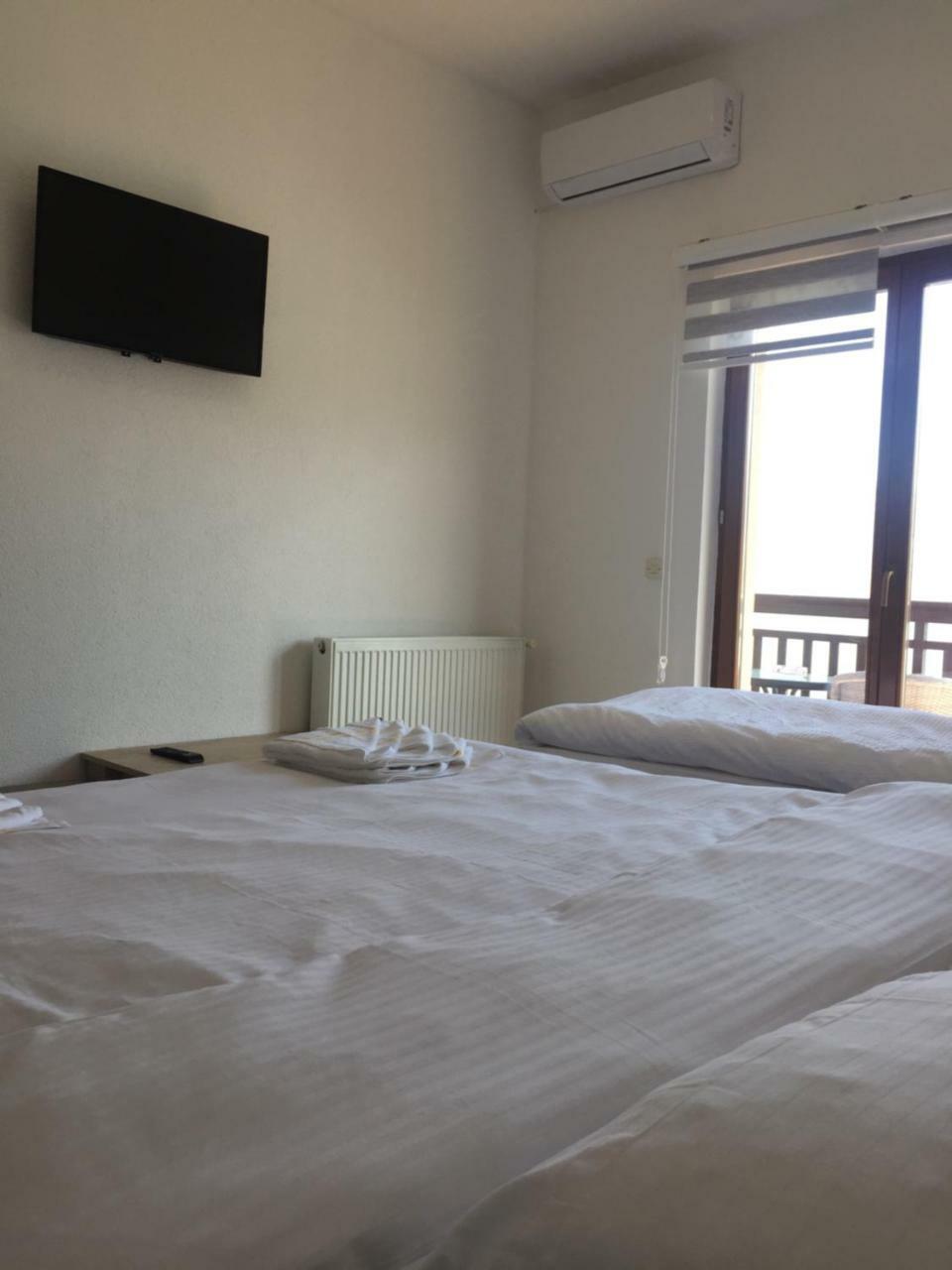 Pansion Asim Bed & Breakfast Jablanica Bagian luar foto